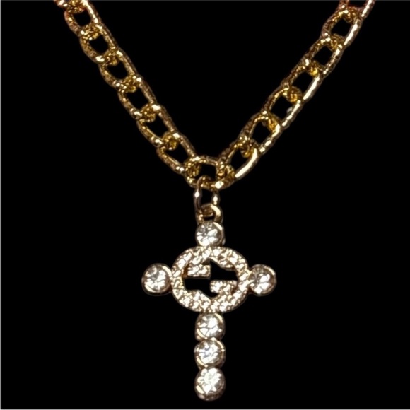 Gucci up cycled Crystal Logo Necklace - Picture 5 of 5